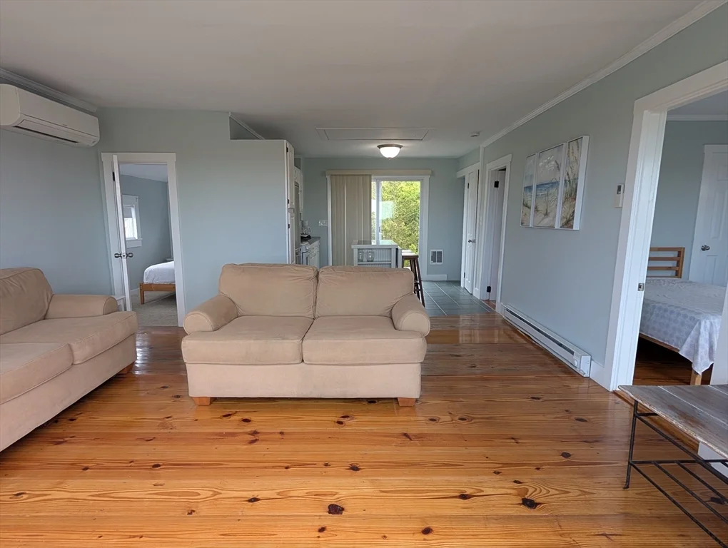 2 bed, 1 bath apartment for rent at 44 Old Point, Newbury — photo 4 of 7