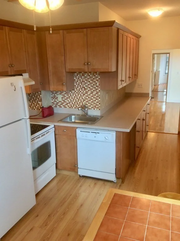 2 bed, 1 bath apartment for rent at 44 Orkney Rd Unit 2, Brighton — photo 5 of 19