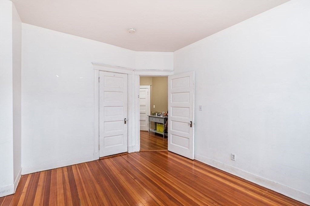 2 bed, 1 bath apartment for rent at 44 Orkney Rd Unit 3, Brighton — photo 8 of 10