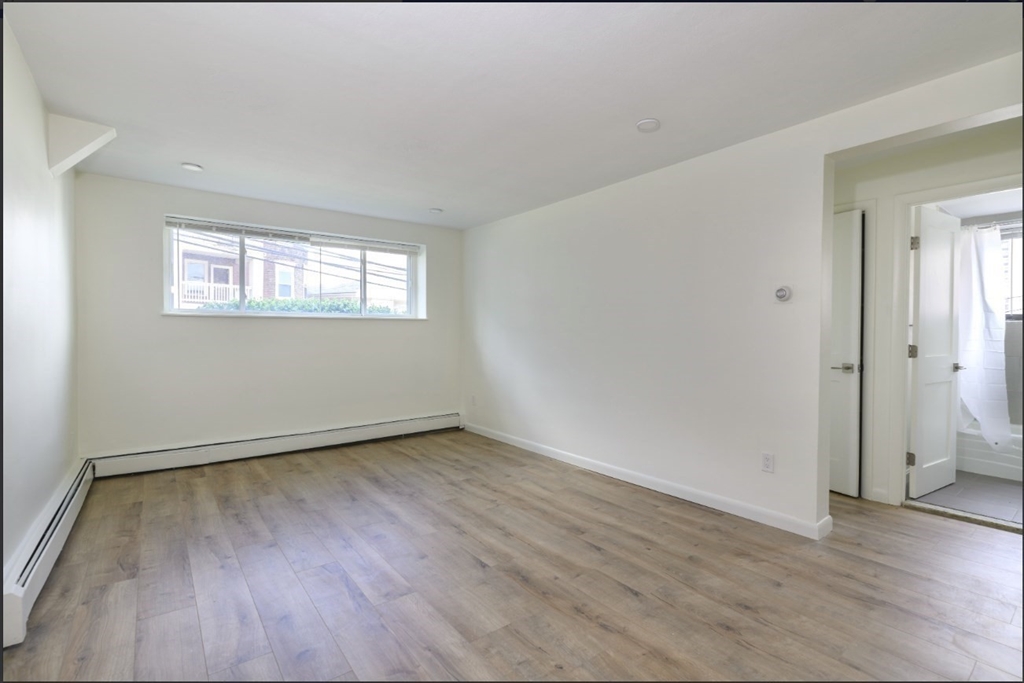 2 bed, 1 bath apartment for rent at 44 Parker Hill Ave Unit 4, Mission Hill — photo 4 of 6