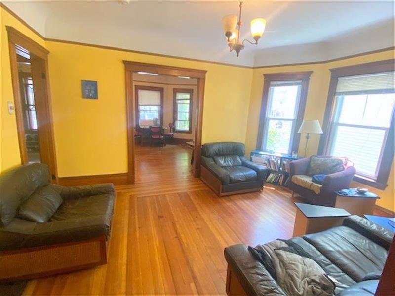 3 bed, 1 bath apartment for rent at 44 Paulina St Unit 1, Teele Square — photo 4 of 19
