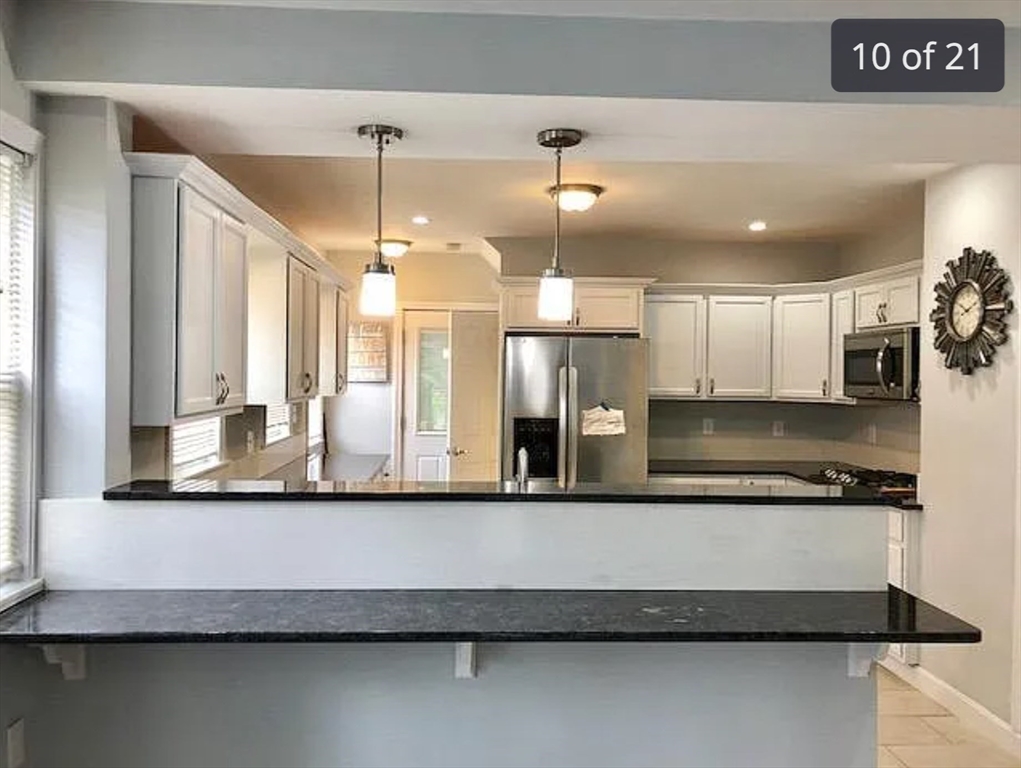 3 bed, 2 bath apartment for rent at 44 Pearl St Unit 0, Newton — photo 4 of 20