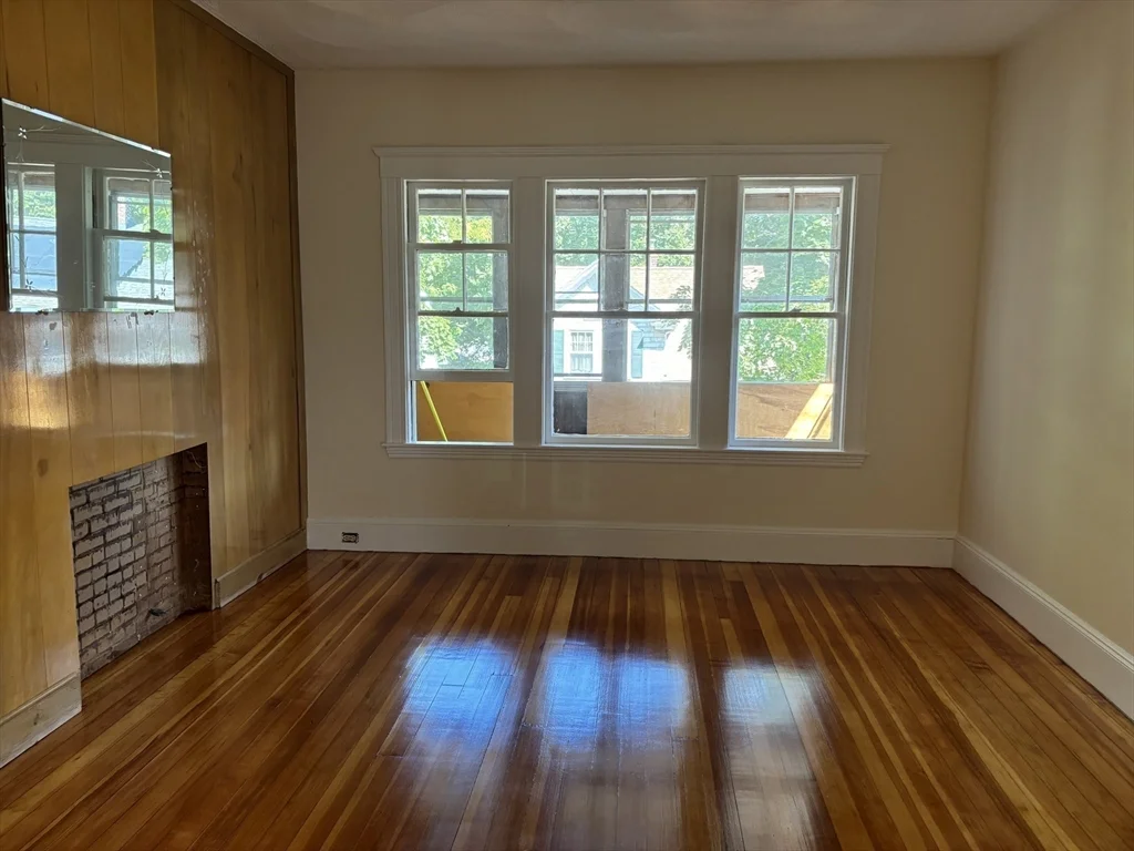 2 bed, 1 bath apartment for rent at 44 Peirce St Unit 2, Arlington — photo 4 of 8
