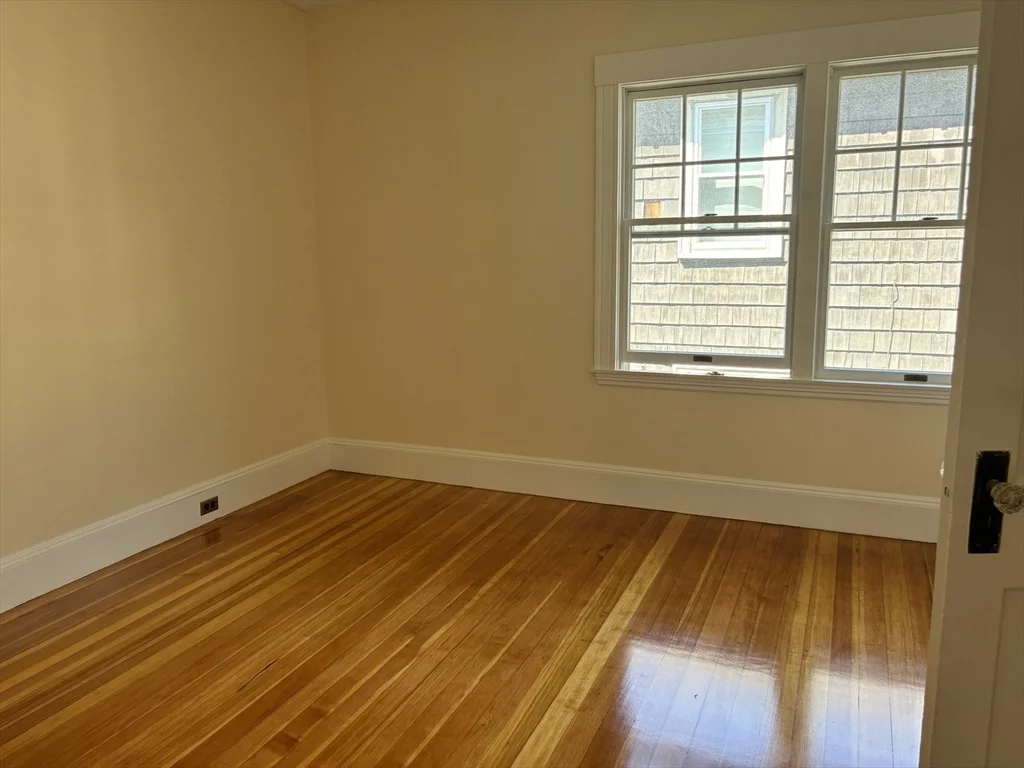 2 bed, 1 bath apartment for rent at 44 Peirce St Unit 2, Arlington — photo 5 of 8