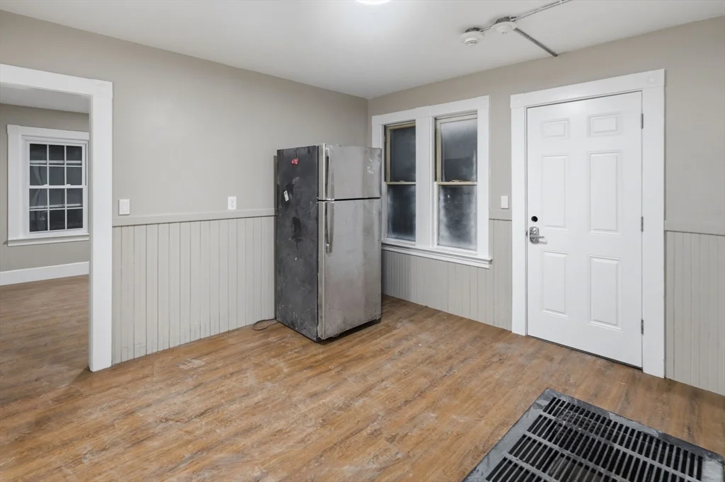 2 bed, 1 bath apartment for rent at 44 Pratt St Unit 3L, Fitchburg — photo 8 of 18