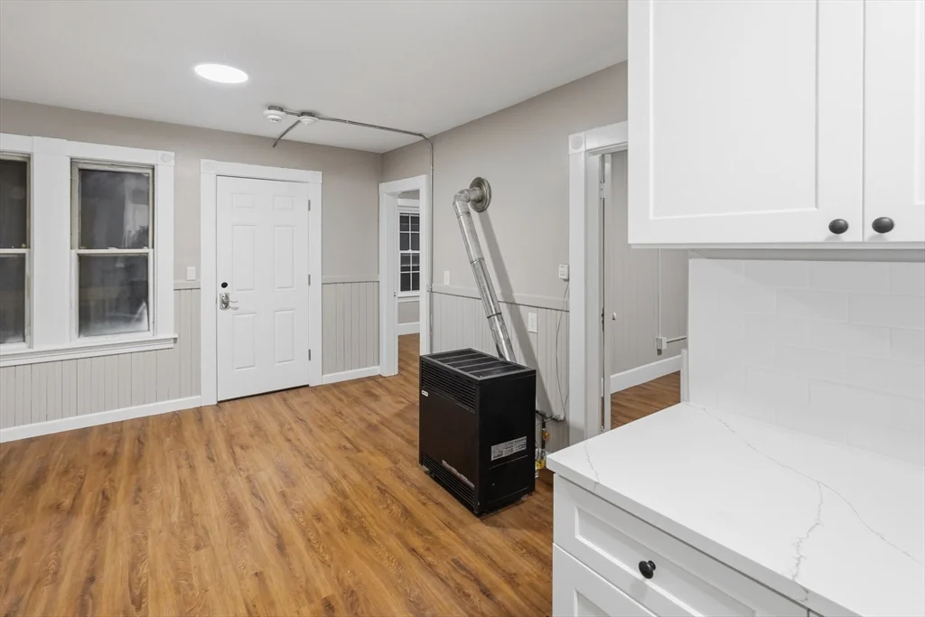 2 bed, 1 bath apartment for rent at 44 Pratt St Unit 3L, Fitchburg — photo 7 of 18