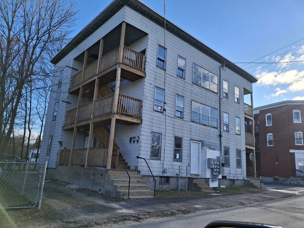 2 bed, 1 bath apartment for rent at 44 Pratt St Unit 3L, Fitchburg — photo 16 of 18