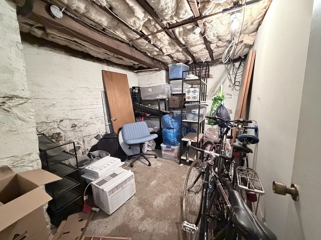 2 bed, 1 bath apartment for rent at 44 Prescott St Unit B, Prospect Hill — photo 12 of 14