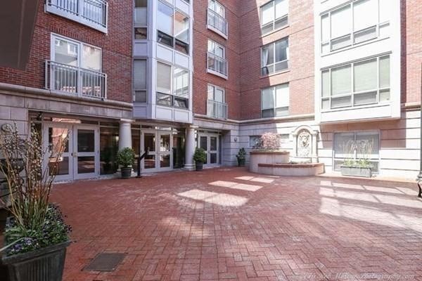 1 bed, 1 bath apartment for rent at 44 Prince Unit 301, North End — photo 8 of 10