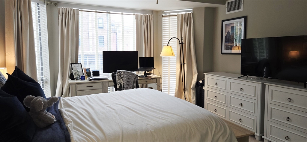 1 bed, 1 bath apartment for rent at 44 Prince Unit 301, North End — photo 10 of 10