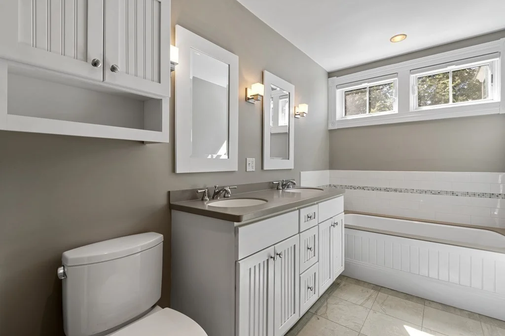 6 bed, 4+ bath apartment for rent at 44 Putnam St, West Newton — photo 23 of 28