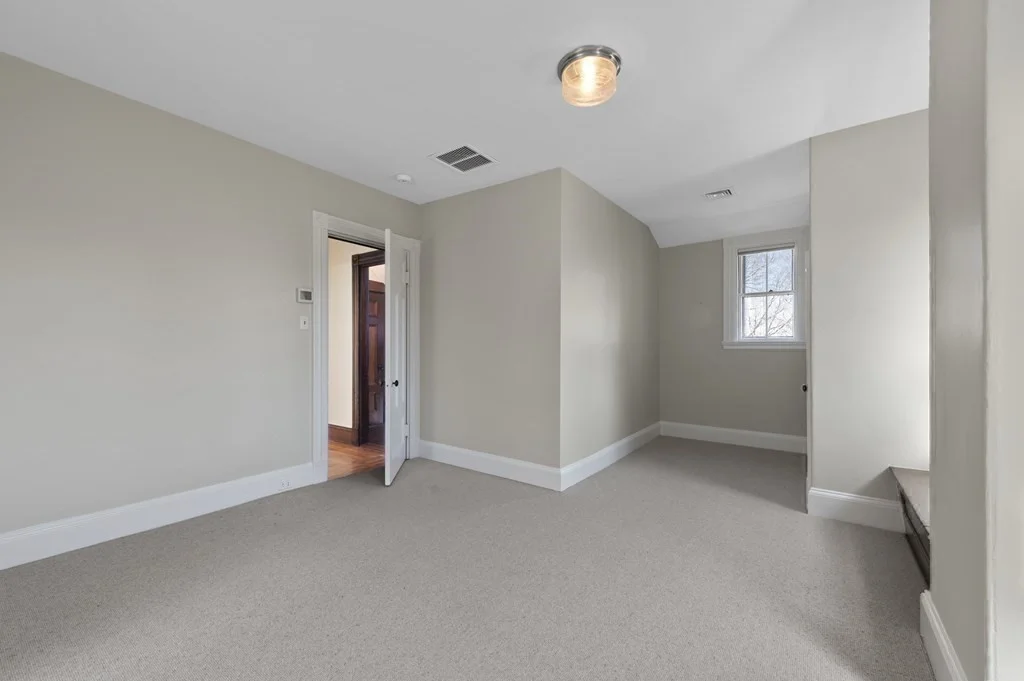 6 bed, 4+ bath apartment for rent at 44 Putnam St, West Newton — photo 15 of 28