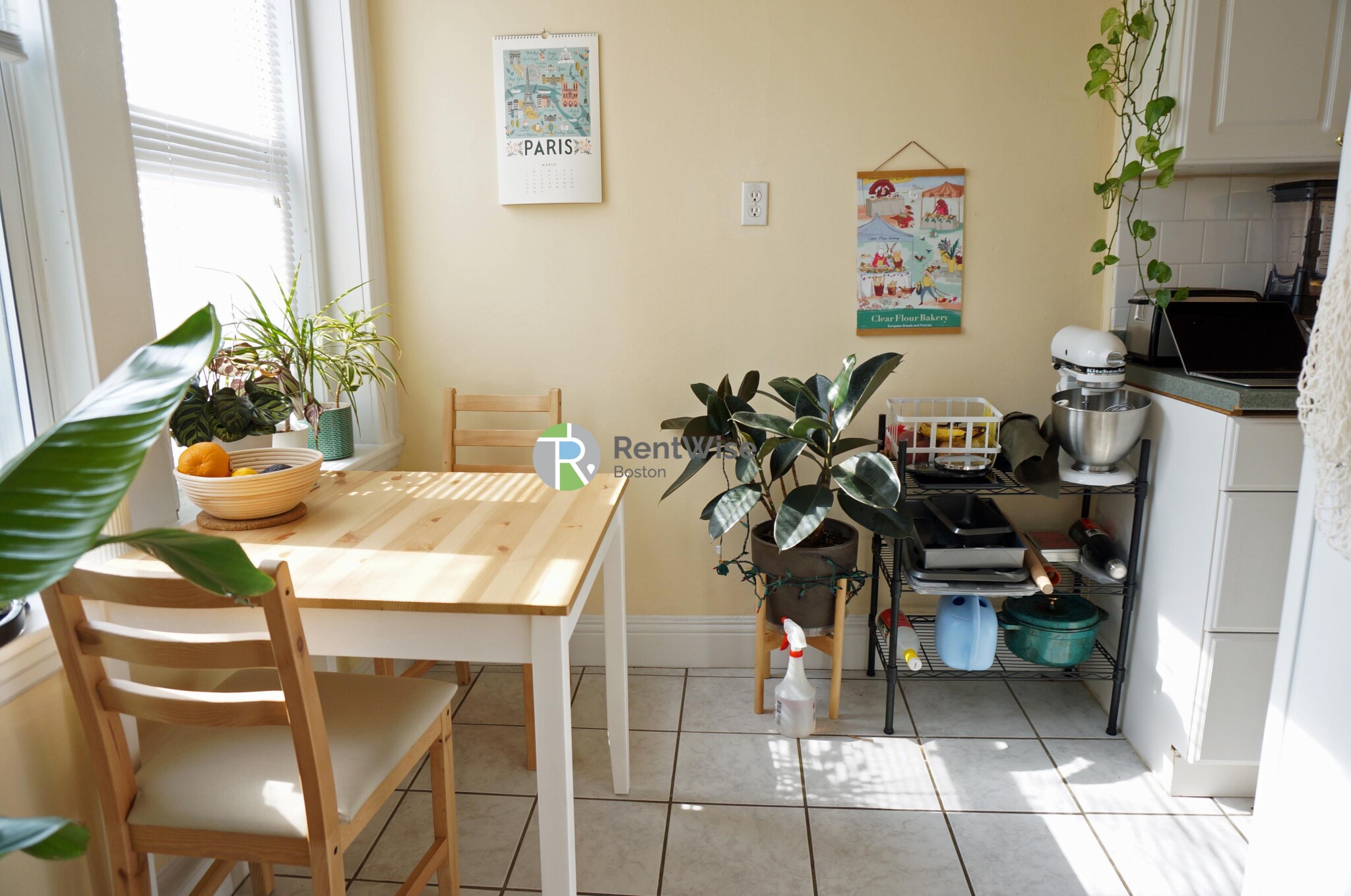 1 bed, 1 bath apartment for rent at 44 Quint Ave Unit 8, Brighton — photo 5 of 15