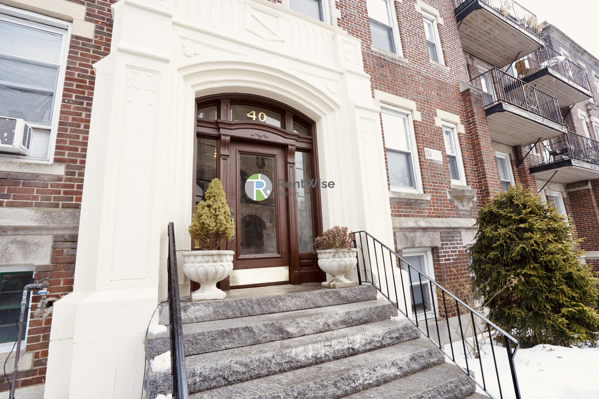 1 bed, 1 bath apartment for rent at 44 Quint Ave Unit 8, Brighton — photo 11 of 15