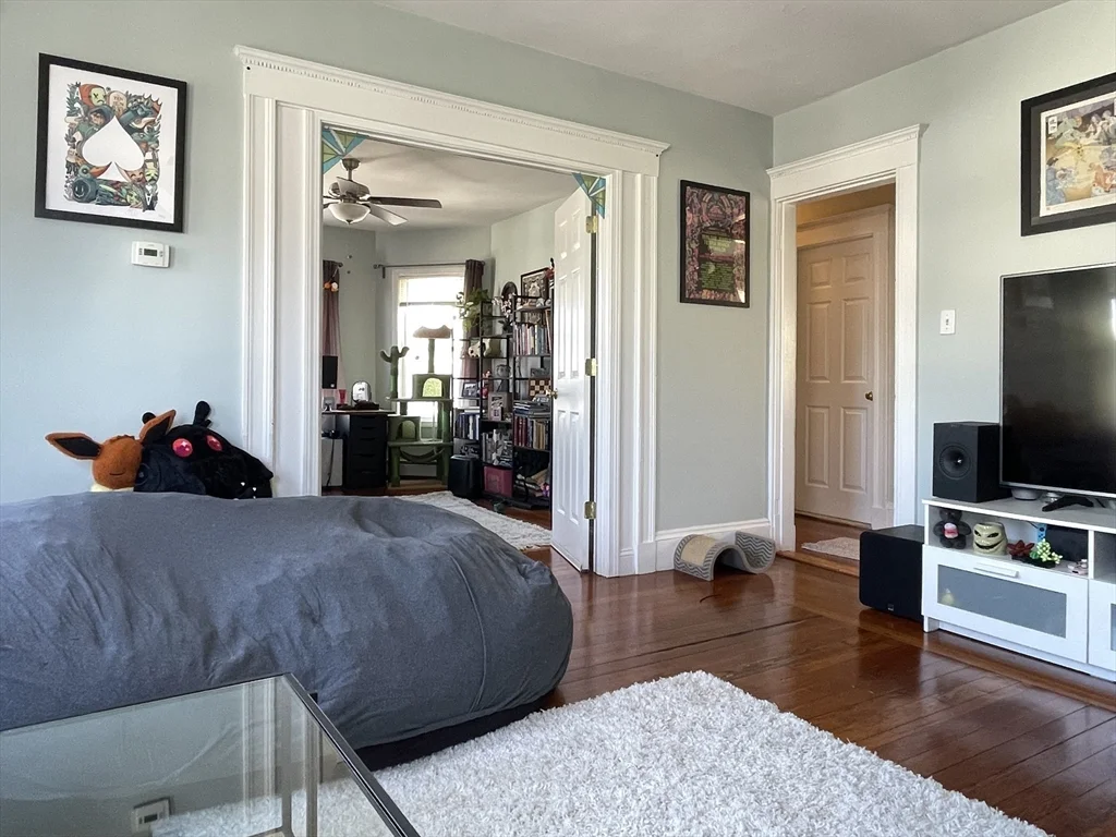 3 bed, 1 bath apartment for rent at 44 Radcliff Rd Unit 3, Somerville — photo 6 of 28