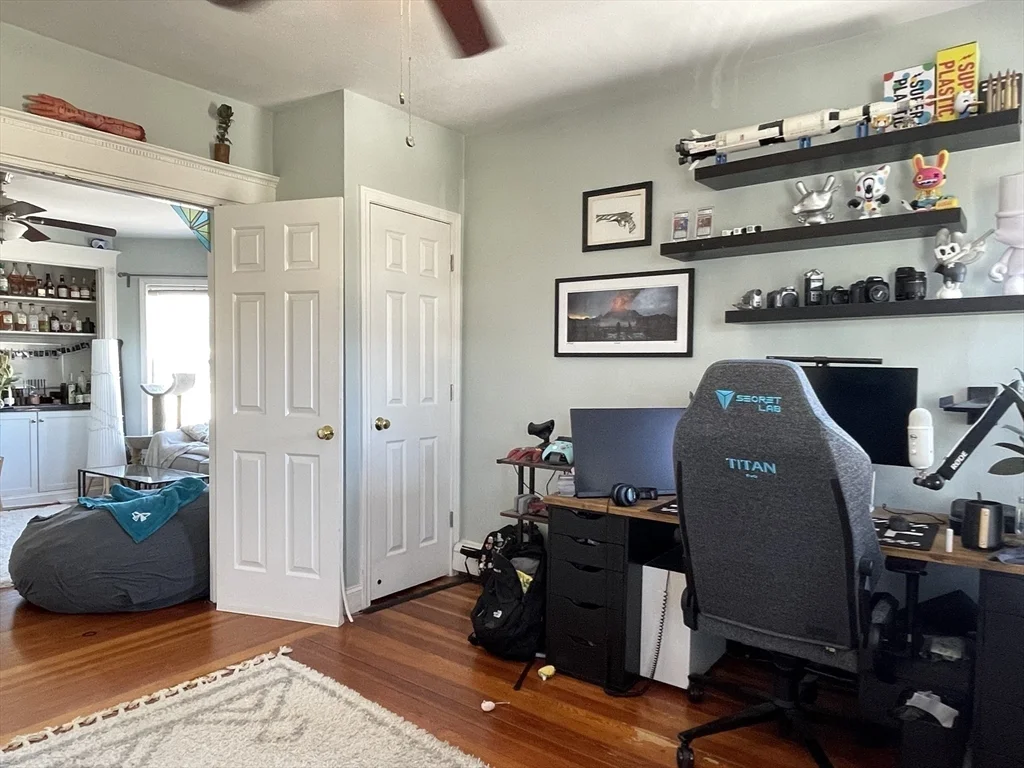 3 bed, 1 bath apartment for rent at 44 Radcliff Rd Unit 3, Somerville — photo 11 of 28