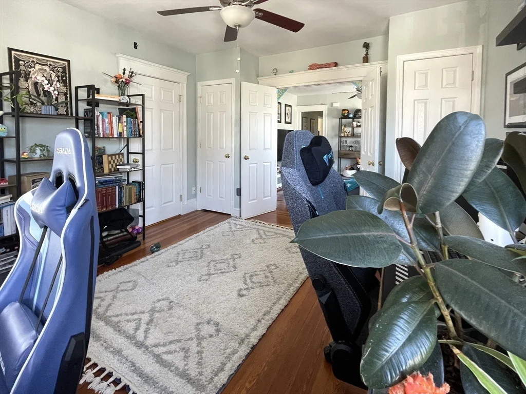 3 bed, 1 bath apartment for rent at 44 Radcliff Rd Unit 3, Somerville — photo 10 of 28