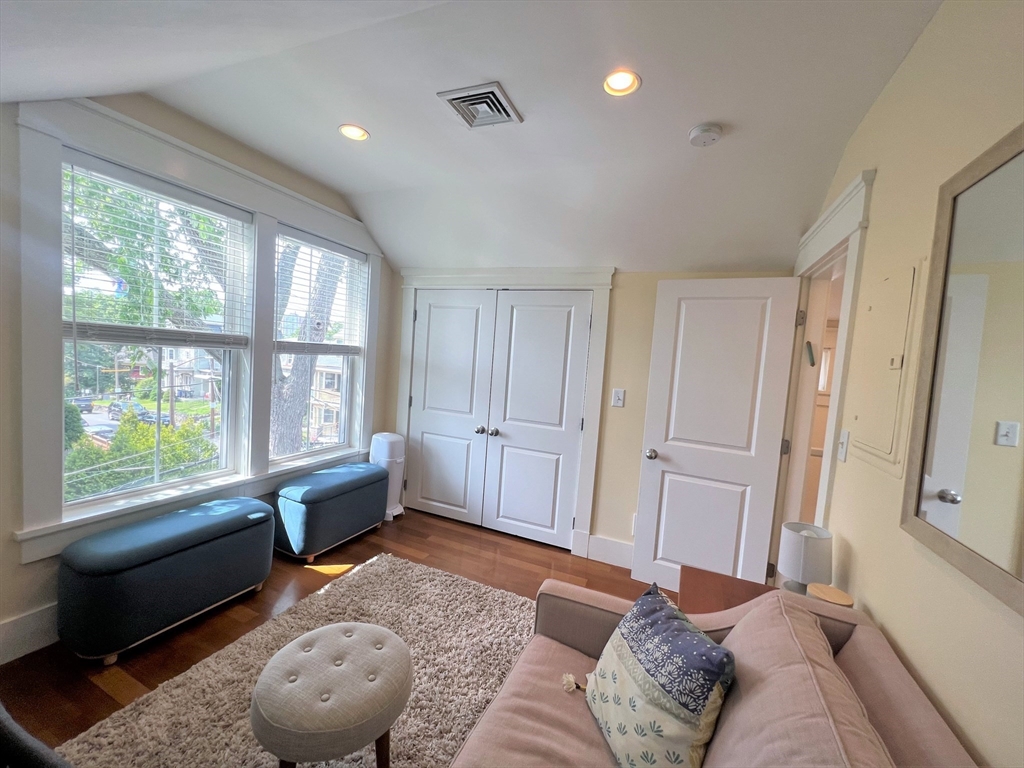 2 bed, 1 bath apartment for rent at 44 Rockview St Unit 3, Jamaica Plain — photo 13 of 29