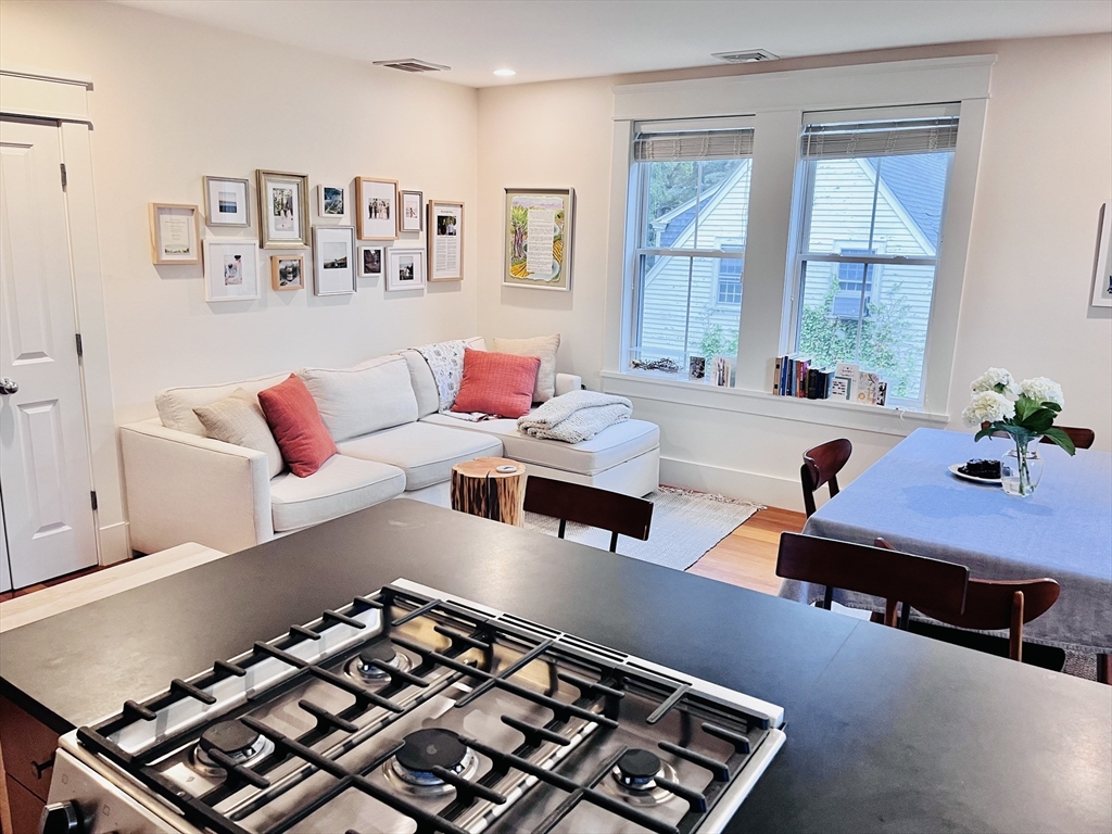 2 bed, 1 bath apartment for rent at 44 Rockview St Unit 3, Jamaica Plain — photo 9 of 29