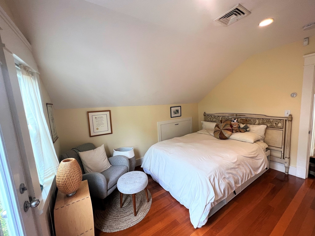 2 bed, 1 bath apartment for rent at 44 Rockview St Unit 3, Jamaica Plain — photo 15 of 29