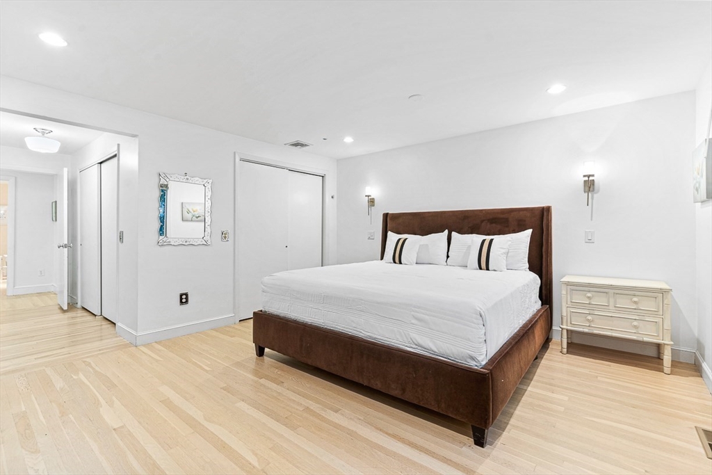 3 bed, 2 bath apartment for rent at 44 Rowena Rd, Newton — photo 14 of 23