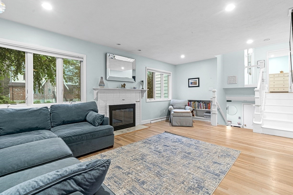 3 bed, 2 bath apartment for rent at 44 Rowena Rd, Newton — photo 5 of 23