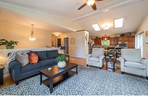 2 bed, 1 bath apartment for rent at 44 Rudolph St Unit 44, Worcester — photo 7 of 16