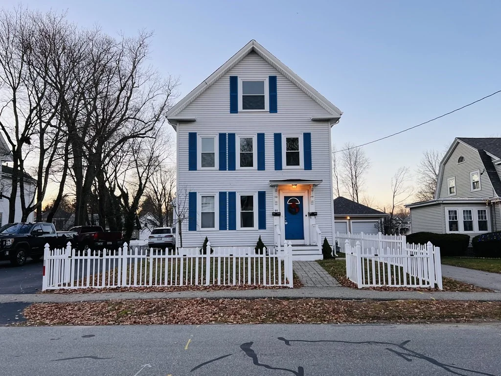 2 bed, 1 bath apartment for rent at 44 School Unit 1, Middleboro
