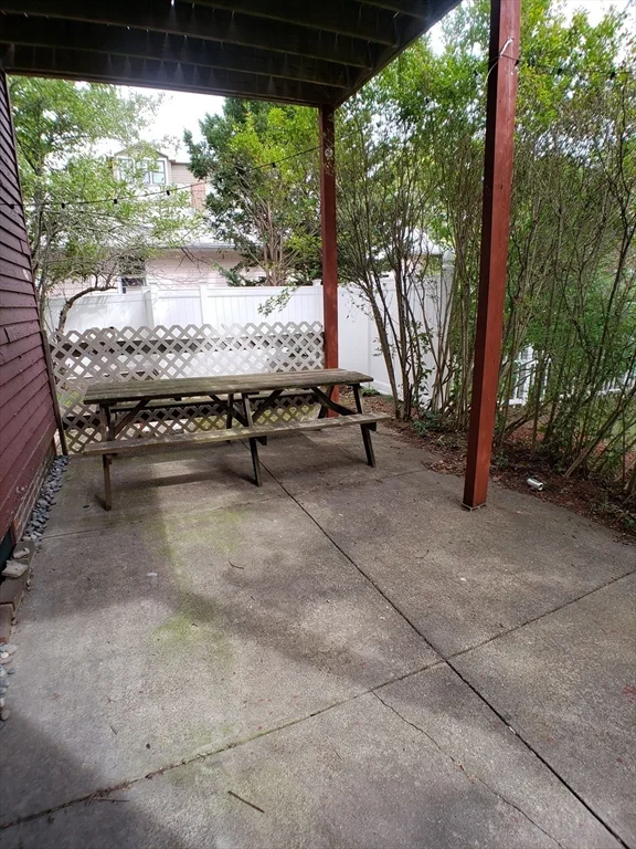 2 bed, 1 bath apartment for rent at 44 Sharon St Unit 1, Medford — photo 13 of 15