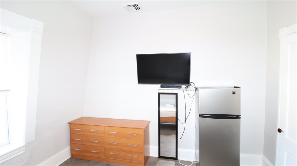 1 bed, 2 bath apartment for rent at 44 South St Unit 12, Westborough — photo 10 of 17