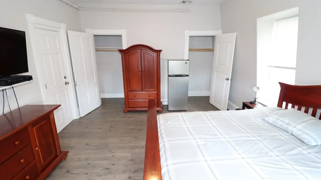 1 bed, 2 bath apartment for rent at 44 South St Unit 9, Westborough