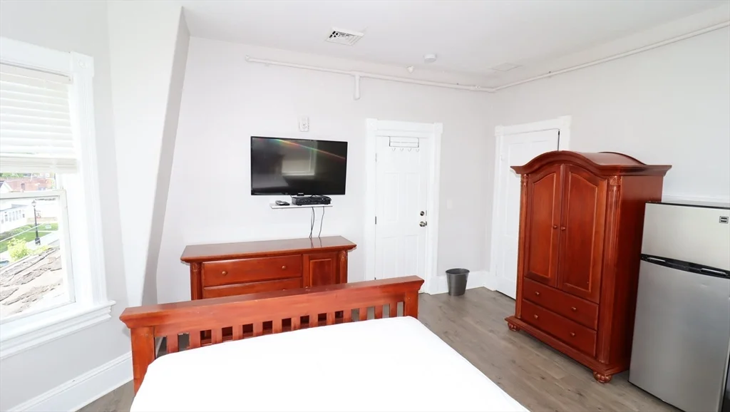 1 bed, 2 bath apartment for rent at 44 South St Unit 9, Westborough — photo 3 of 15