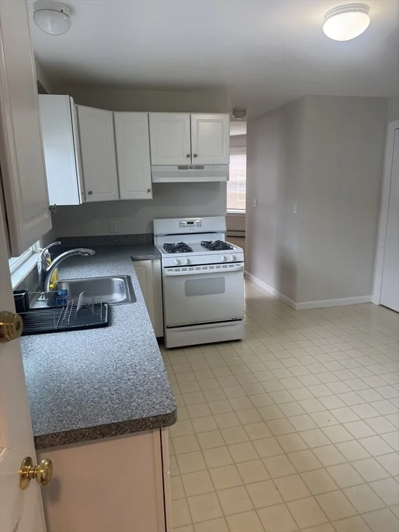 1 bed, 1 bath apartment for rent at 44 Spring Unit 3, Malden — photo 1 of 14