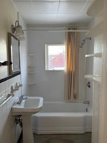1 bed, 1 bath apartment for rent at 44 State St Unit 2F, Northampton — photo 14 of 16