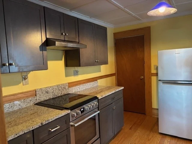 1 bed, 1 bath apartment for rent at 44 State St Unit 2F, Northampton — photo 3 of 9