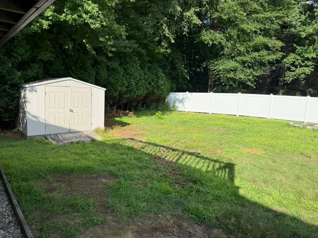 4 bed, 2 bath apartment for rent at 44 Topsfield Cir, Shrewsbury — photo 25 of 26