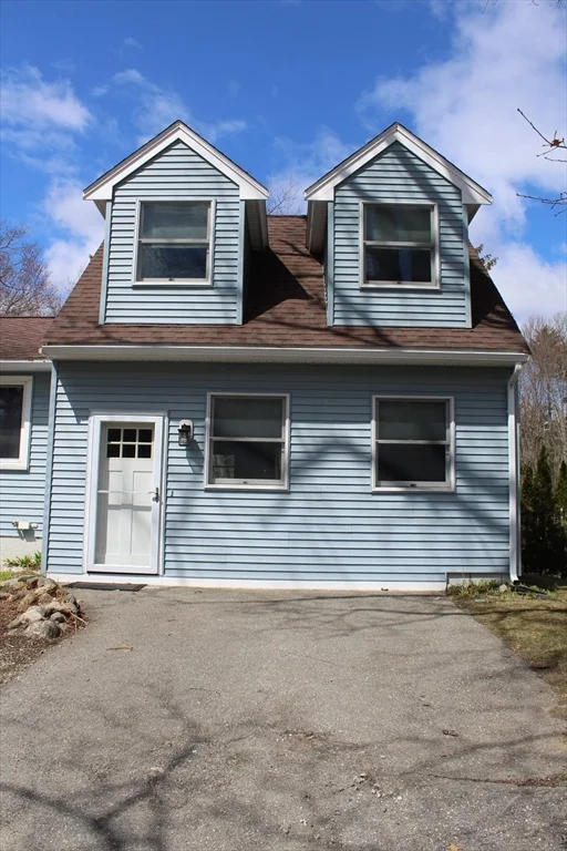 1 bed, 1 bath apartment for rent at 44 True Rd Unit 1, Salisbury — photo 1 of 17