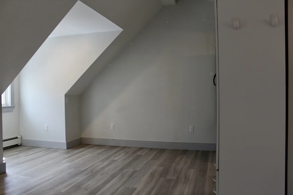 1 bed, 1 bath apartment for rent at 44 True Rd Unit 1, Salisbury — photo 11 of 17