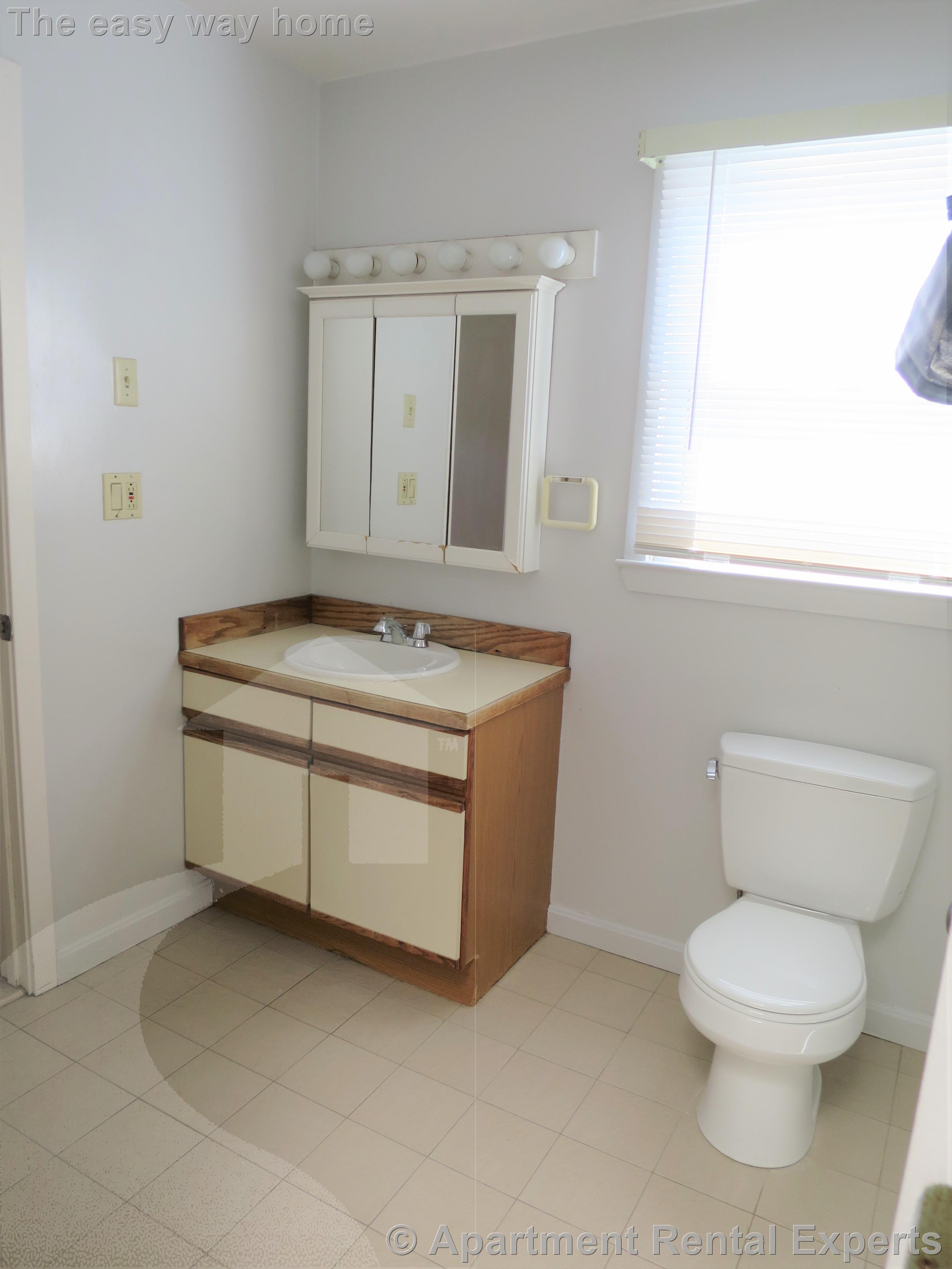 3 bed, 2 bath apartment for rent at 44 Union St Unit B ( right side), Kendall Square — photo 6 of 18