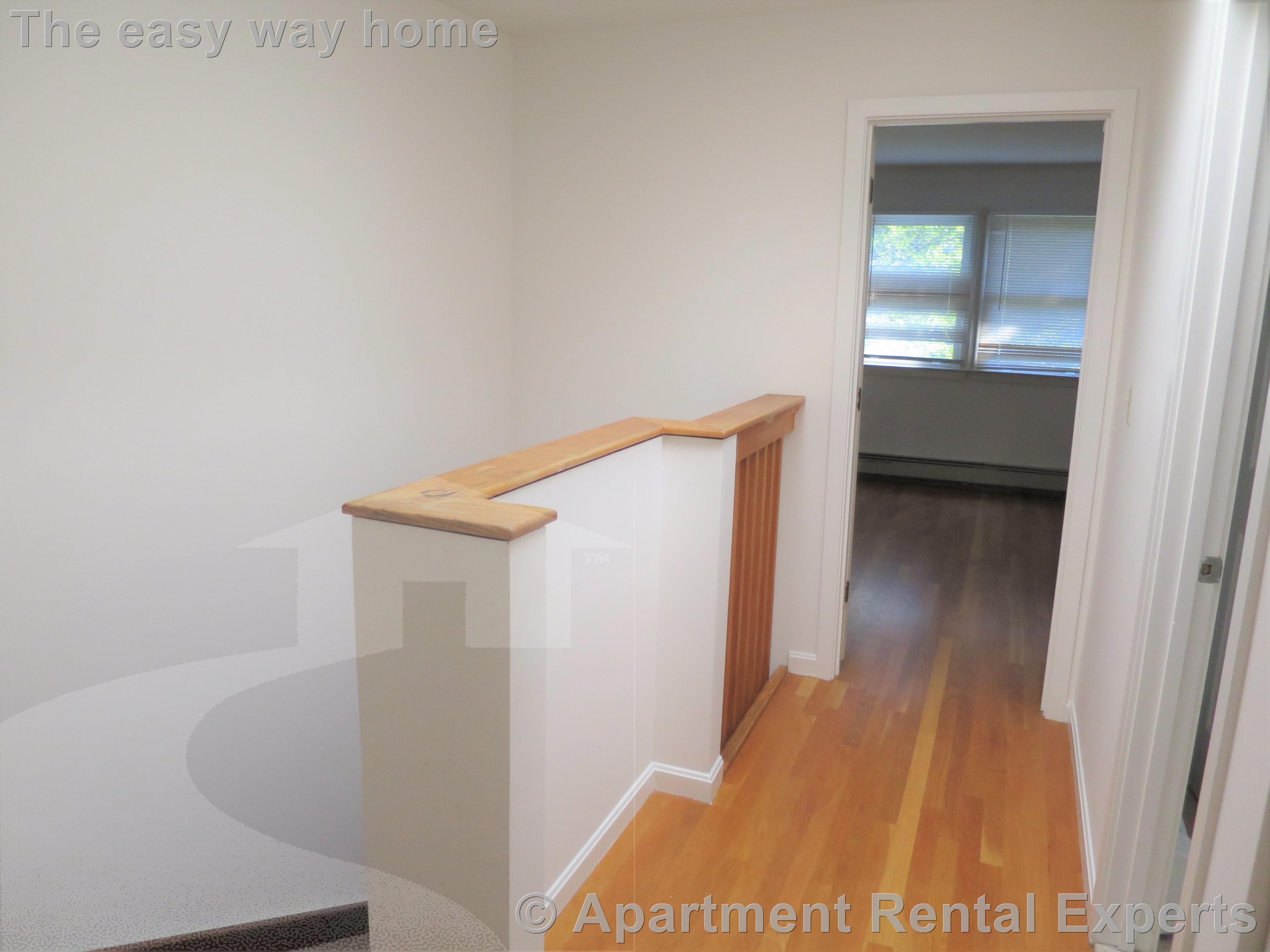 3 bed, 2 bath apartment for rent at 44 Union St Unit B ( right side), Kendall Square — photo 9 of 18