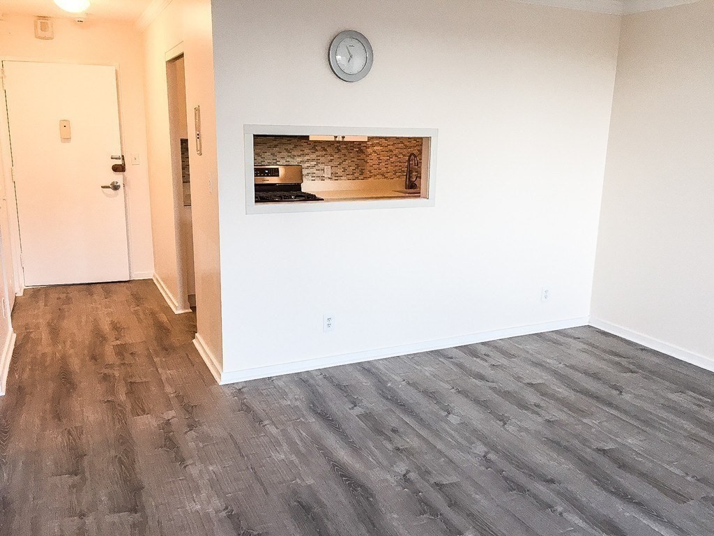 1 bed, 1 bath apartment for rent at 44 Washington St Unit 1004, Longwood — photo 9 of 12