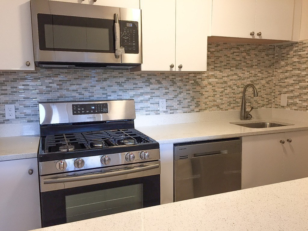 1 bed, 1 bath apartment for rent at 44 Washington St Unit 1004, Longwood — photo 8 of 12