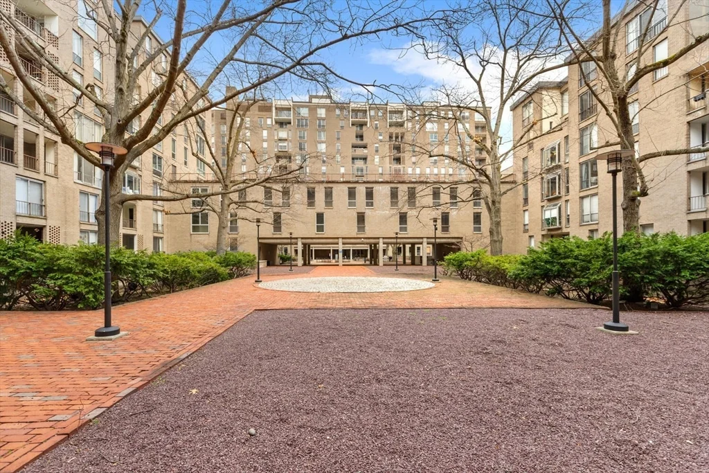Studio bed, 1 bath apartment for rent at 44 Washington St Unit 1110, Brookline Village — photo 13 of 19