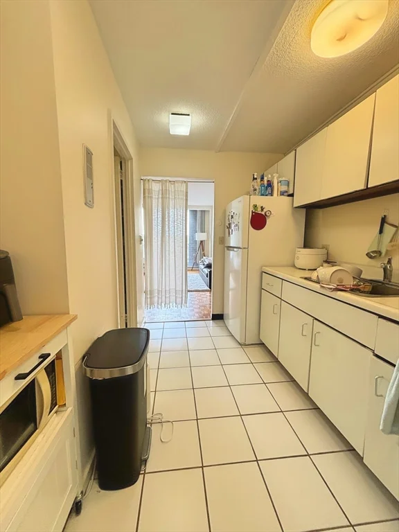Studio bed, 1 bath apartment for rent at 44 Washington St Unit 1110, Brookline Village — photo 4 of 19