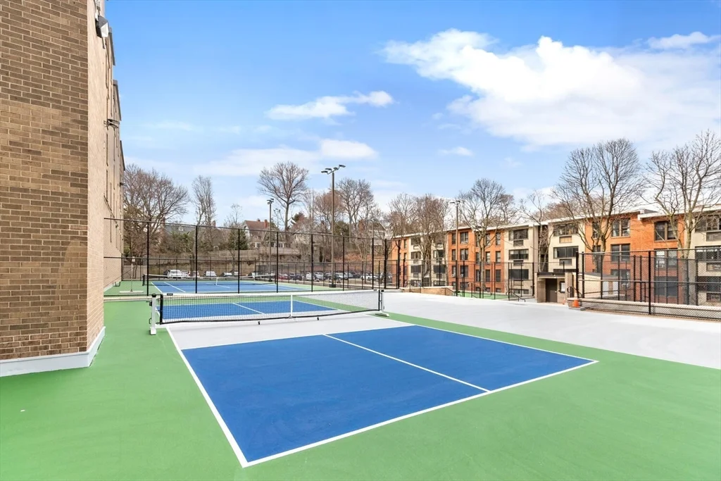 Studio bed, 1 bath apartment for rent at 44 Washington St Unit 1110, Brookline Village — photo 11 of 19