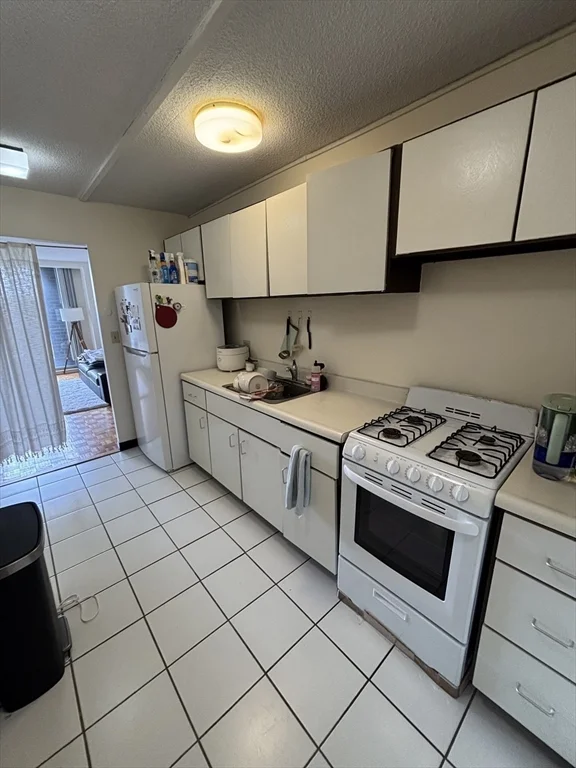 Studio bed, 1 bath apartment for rent at 44 Washington St Unit 1110, Brookline Village — photo 5 of 19