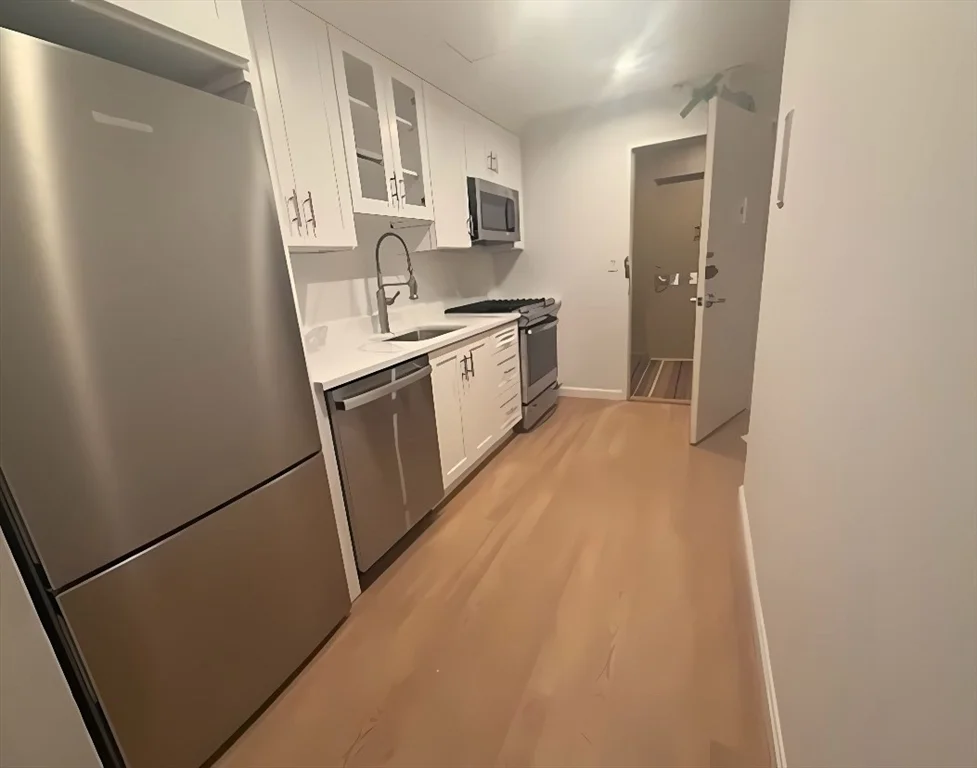 Studio bed, 1 bath apartment for rent at 44 Washington St Unit 1207, Brookline Village — photo 6 of 19