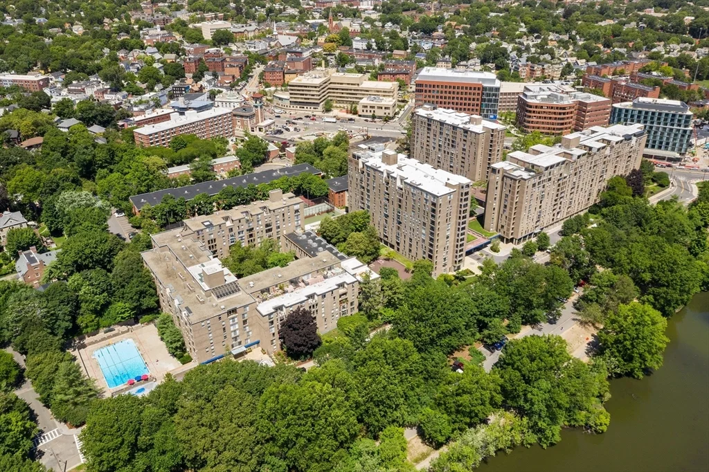 Studio bed, 1 bath apartment for rent at 44 Washington St Unit 1211, Brookline Village