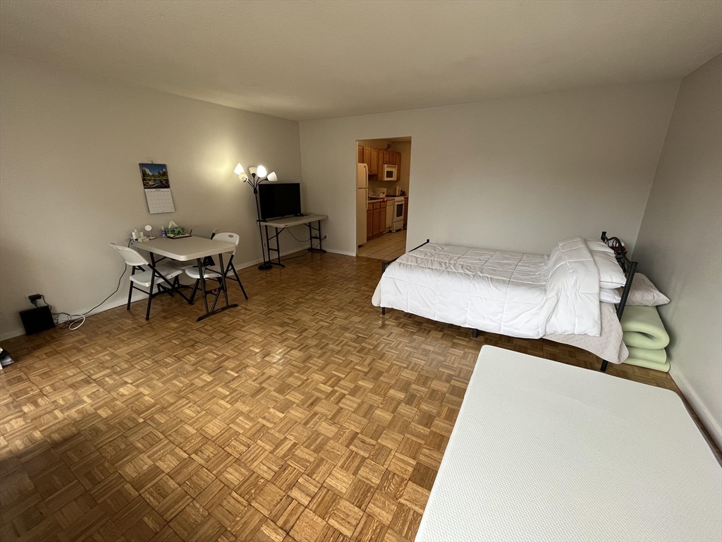 Studio bed, 1 bath apartment for rent at 44 Washington St Unit 206, Brookline Village — photo 4 of 20