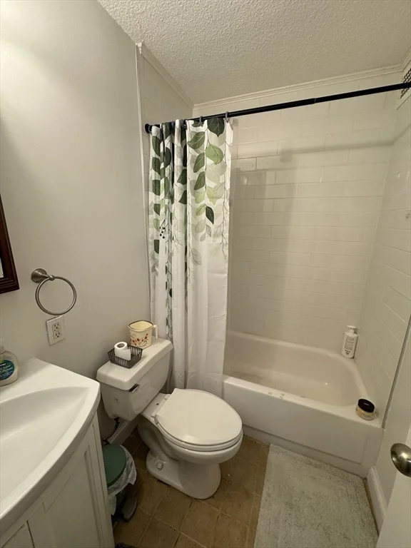 Studio bed, 1 bath apartment for rent at 44 Washington St Unit 208, Brookline Village — photo 7 of 13